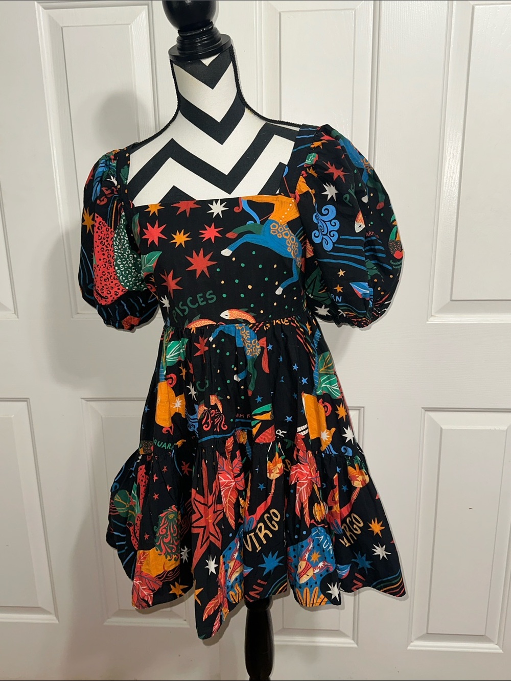 FARM Rio Black Zodiac Print Puff-Sleeve Dress with Multicolor Stars